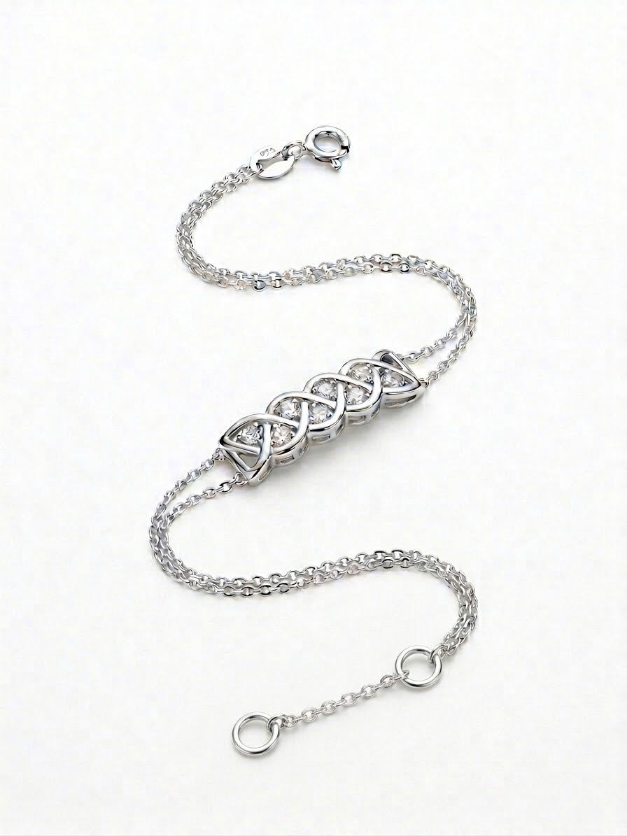 Silberarmband mit Knotenmotiv